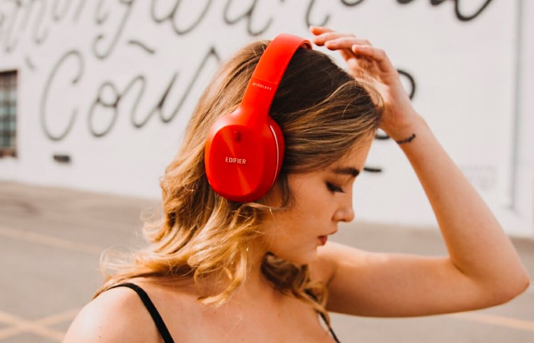 Edifier W800BT Bluetooth Stereo Headphones Featured