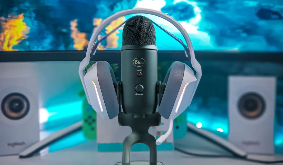 Logitech 988-000521 Blue Yeti Game Streaming Kit FEATURE