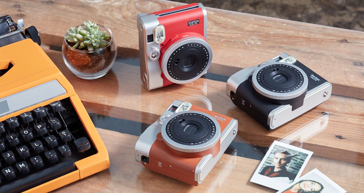 Fujifilm Instax Mini 90 Neo Classic Instant Film Camera FEATURE