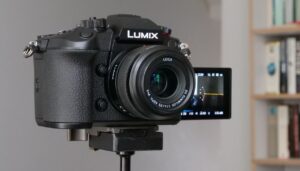 Panasonic LUMIX GH6 Mirrorless Camera Owner Manual