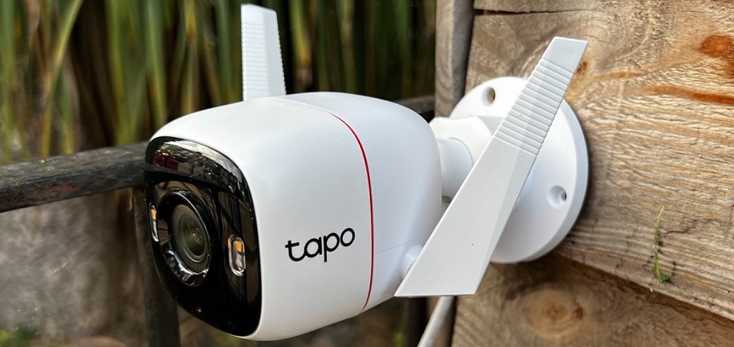 TP-Link Tapo 2K Pan-Tilt Security Camera Featured