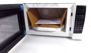Insignia NS-MW07WH0 Compact Microwave User Guide