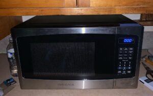 Insignia NS-MW09SS8 Microwave Oven User Guide