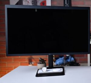 LG ‎27MD5KL 27 Inch UltraFine 5K IPS Monitor User Manual