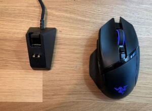 Razer Basilisk Ultimate Wireless Gaming Mouse User Guide
