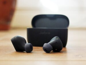 Jabra Elite 4 Active In-Ear Bluetooth Earbuds User Manual